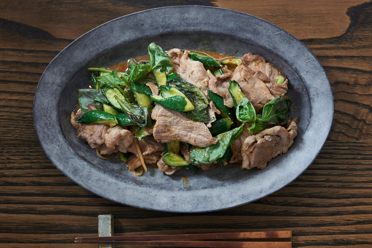 干しきゅうりと豚肉、バジル炒めのレシピ/「七草」前沢リカシェフに習う、一歩上ゆく野菜料理